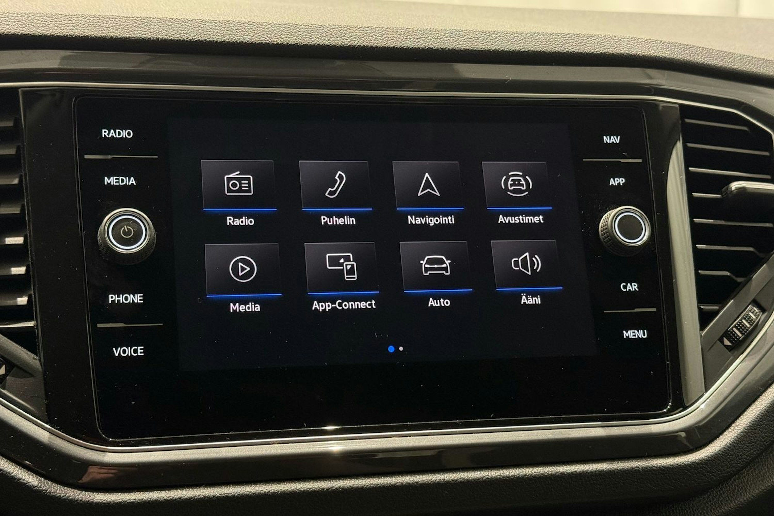 met. sininen Volkswagen T-Roc 2022 kuva 18.