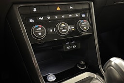 met. sininen Volkswagen T-Roc 2022 kuva 25.