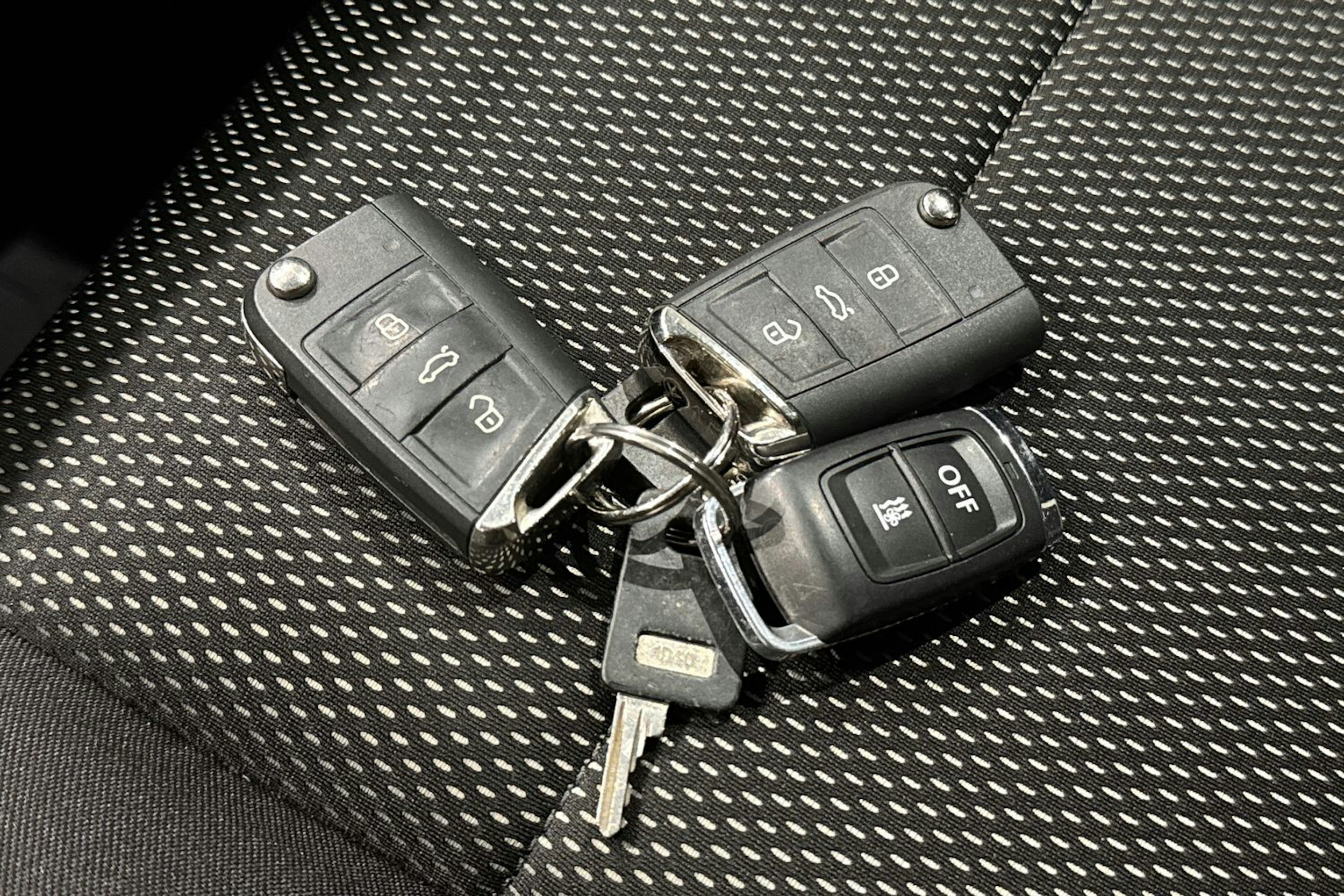 met. sininen Volkswagen T-Roc 2022 kuva 26.