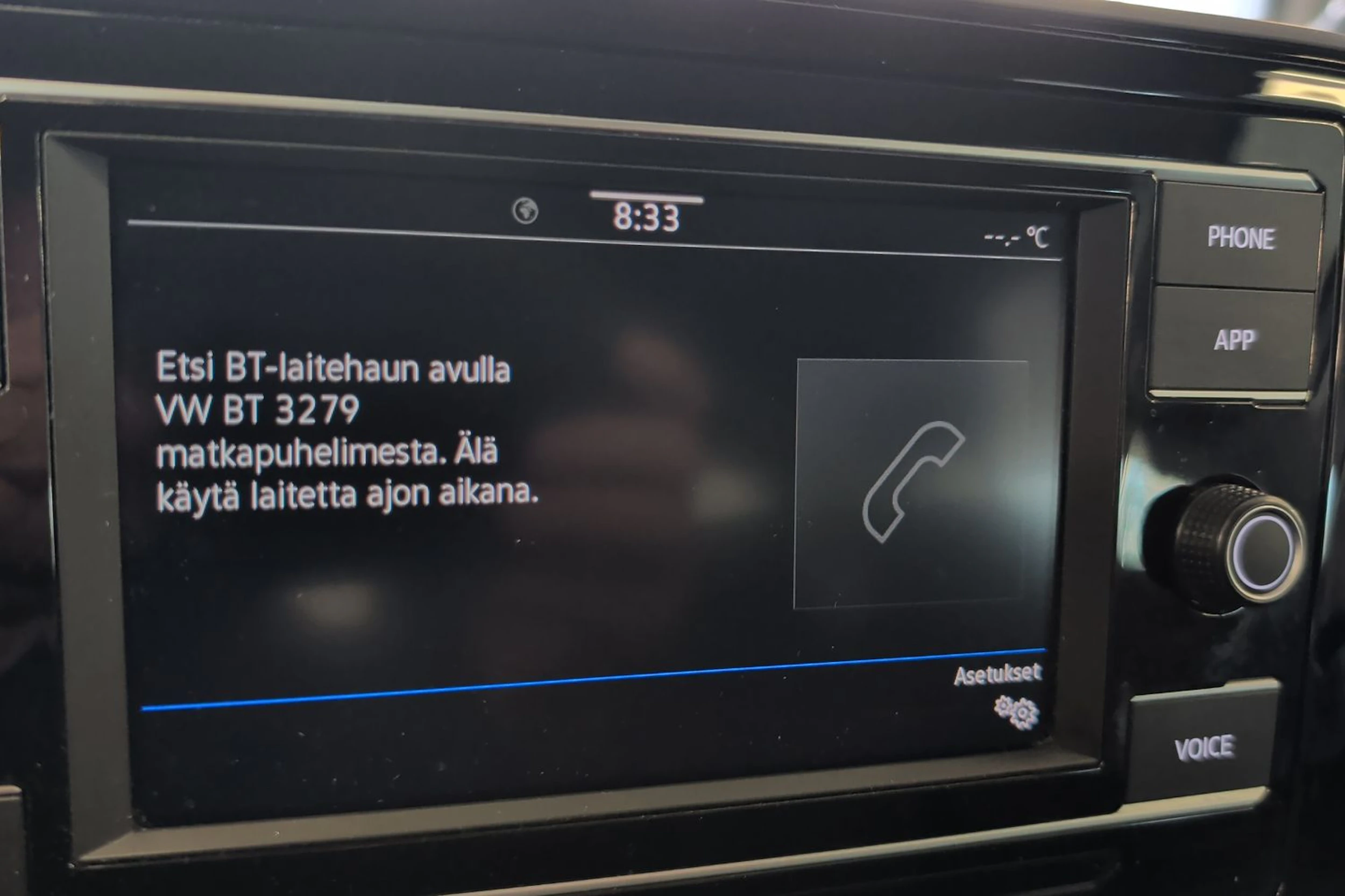 harmaa Volkswagen T-Roc 2022 kuva 14.