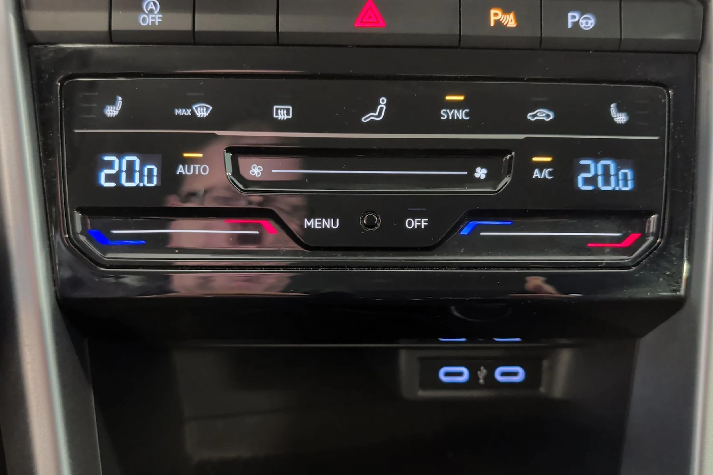 harmaa Volkswagen T-Roc 2022 kuva 18.
