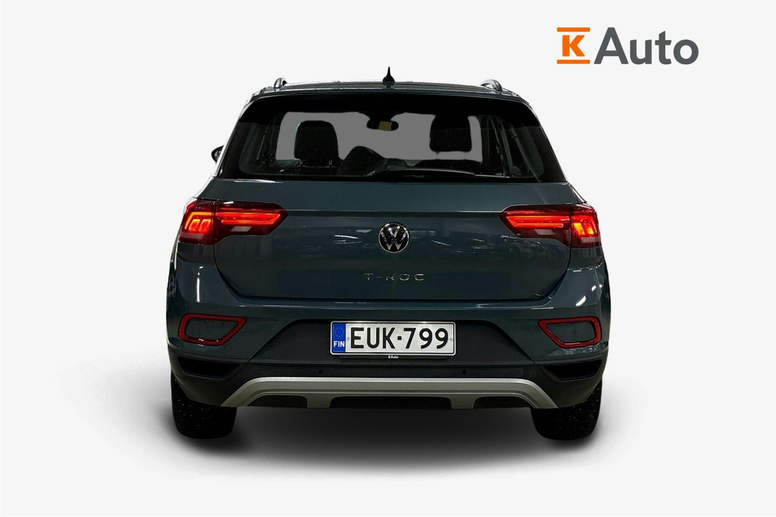 Sininen Volkswagen T-Roc 2022 kuva 3.