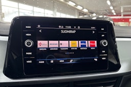 Sininen Volkswagen T-Roc 2022 kuva 18.