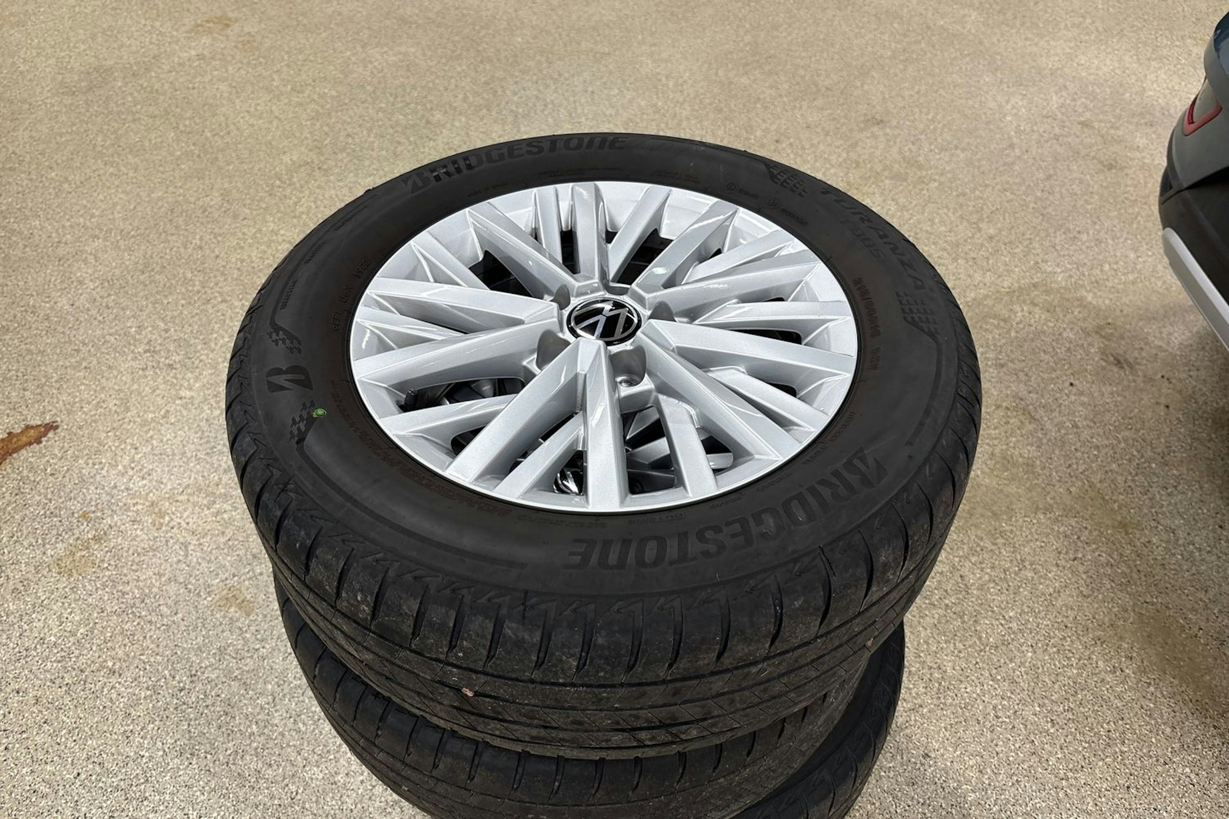 Sininen Volkswagen T-Roc 2022 kuva 29.