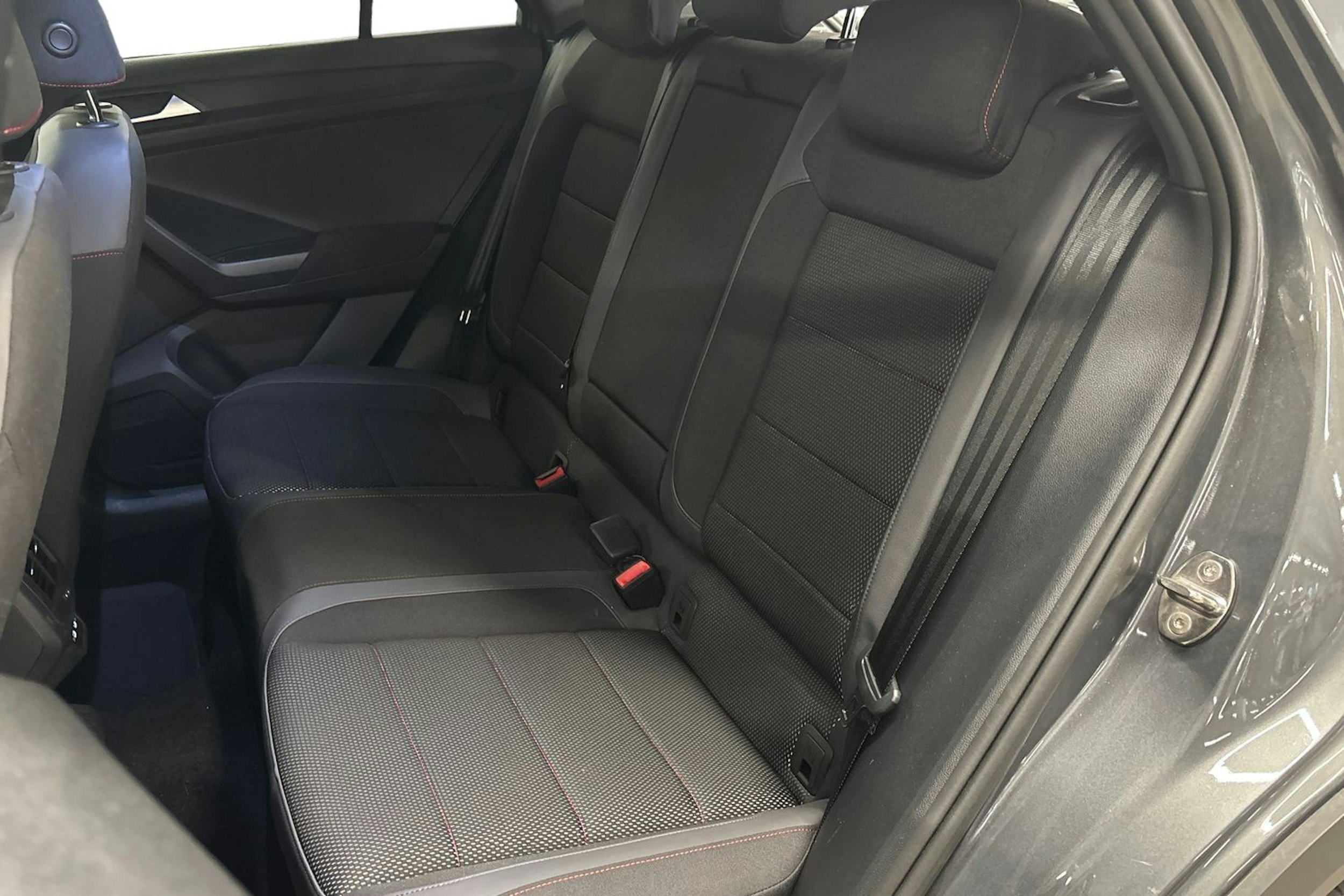 harmaa Volkswagen T-Roc 2022 kuva 10.