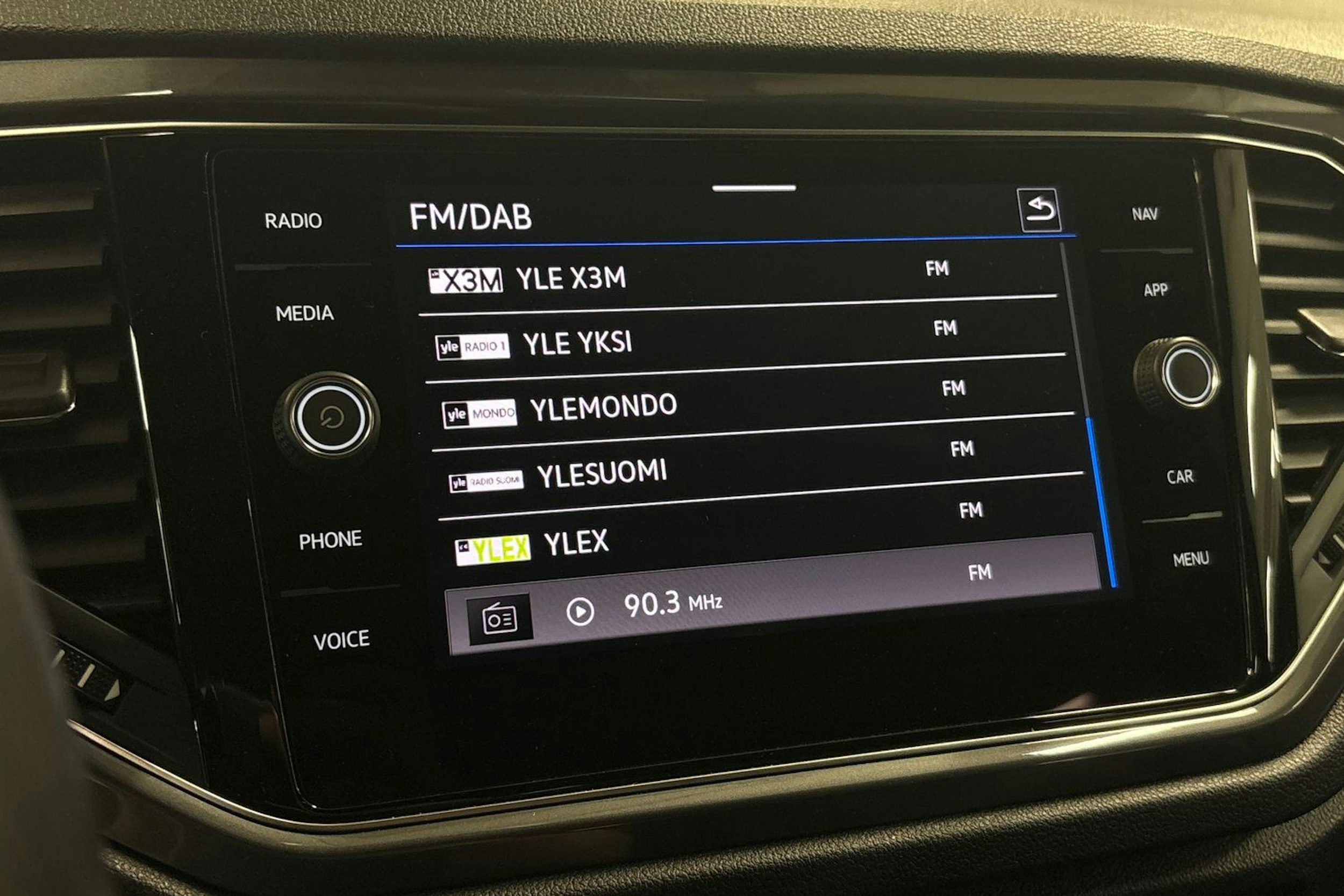 harmaa Volkswagen T-Roc 2022 kuva 16.