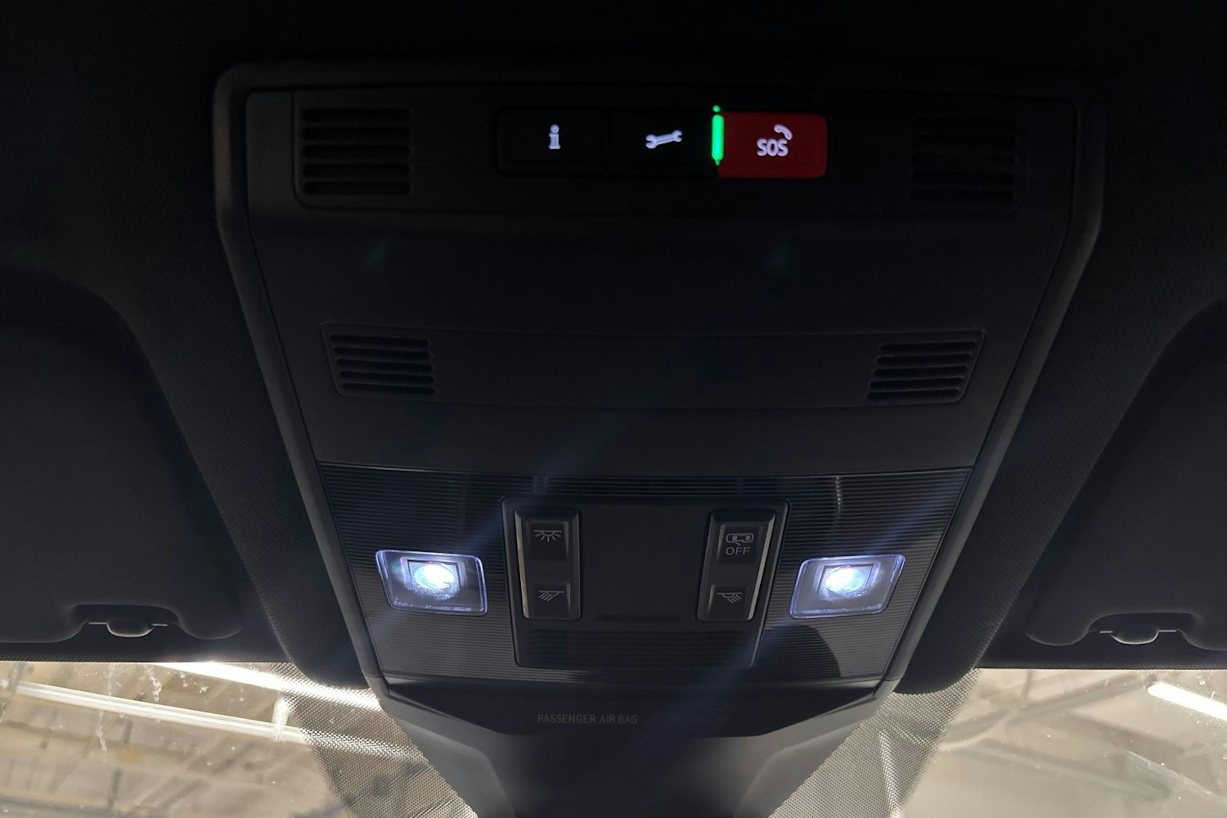 harmaa Volkswagen T-Roc 2022 kuva 32.