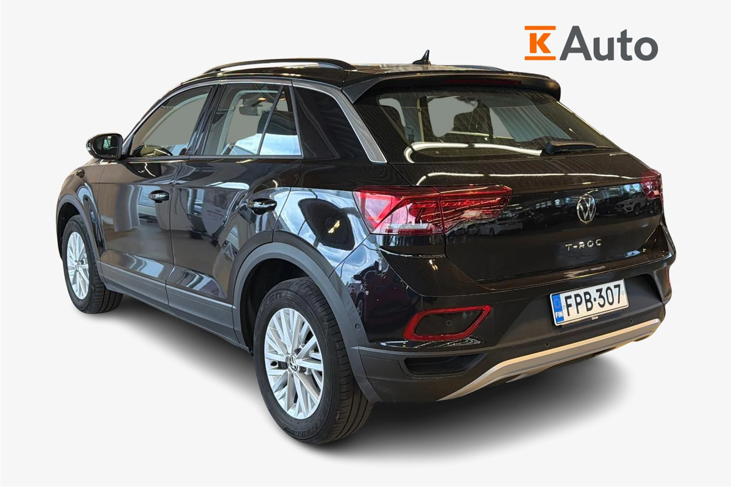 musta Volkswagen T-Roc 2022 kuva 2.