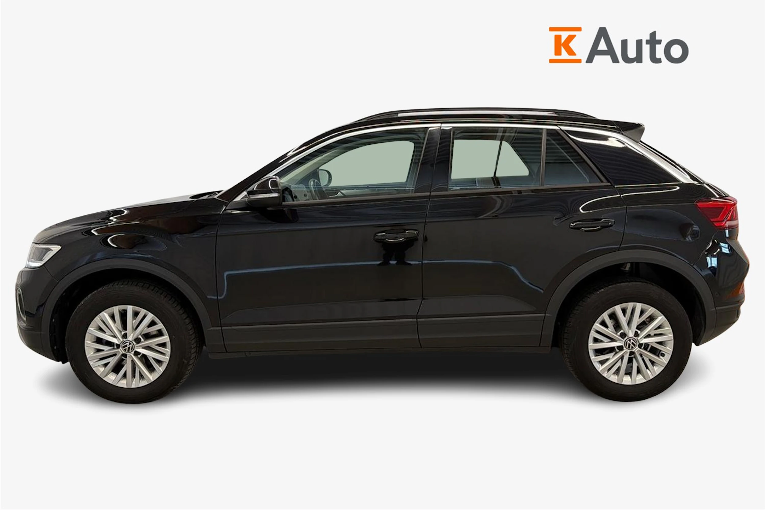 musta Volkswagen T-Roc 2022 kuva 5.