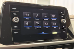musta Volkswagen T-Roc 2022 kuva 18.