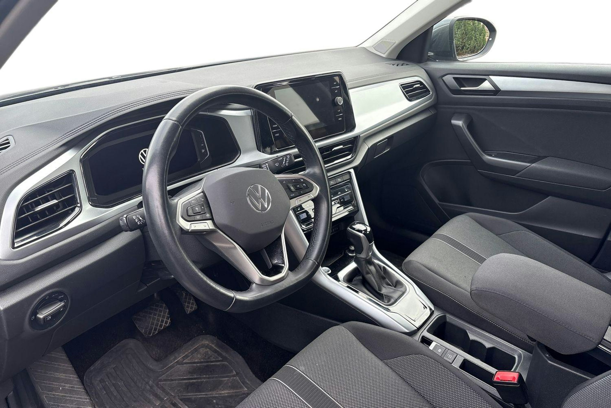 harmaa Volkswagen T-Roc 2022 kuva 3.