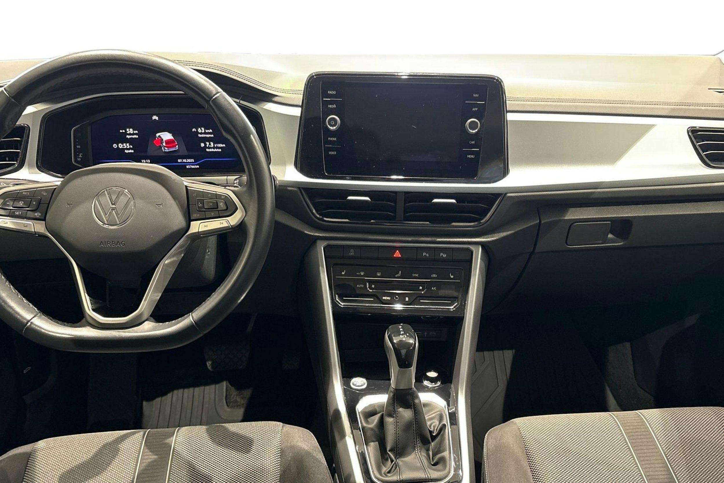 harmaa Volkswagen T-Roc 2022 kuva 9.