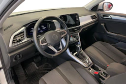 Valkoinen Volkswagen T-Roc 2022 kuva 6.