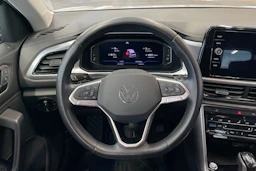 Valkoinen Volkswagen T-Roc 2022 kuva 21.
