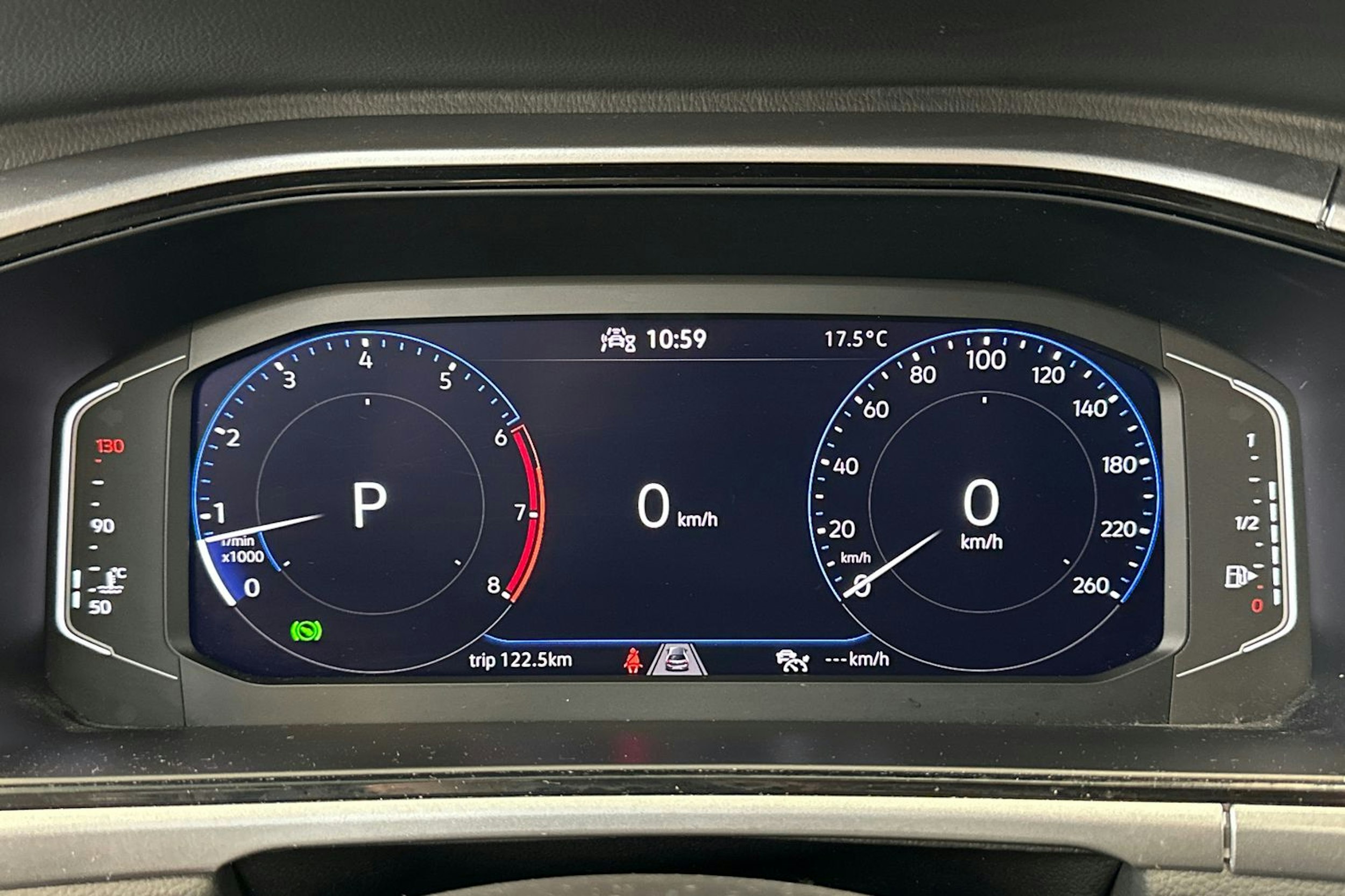 met. musta Volkswagen T-Roc 2022 kuva 18.
