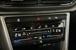 met. musta Volkswagen T-Roc 2022 kuva 20.