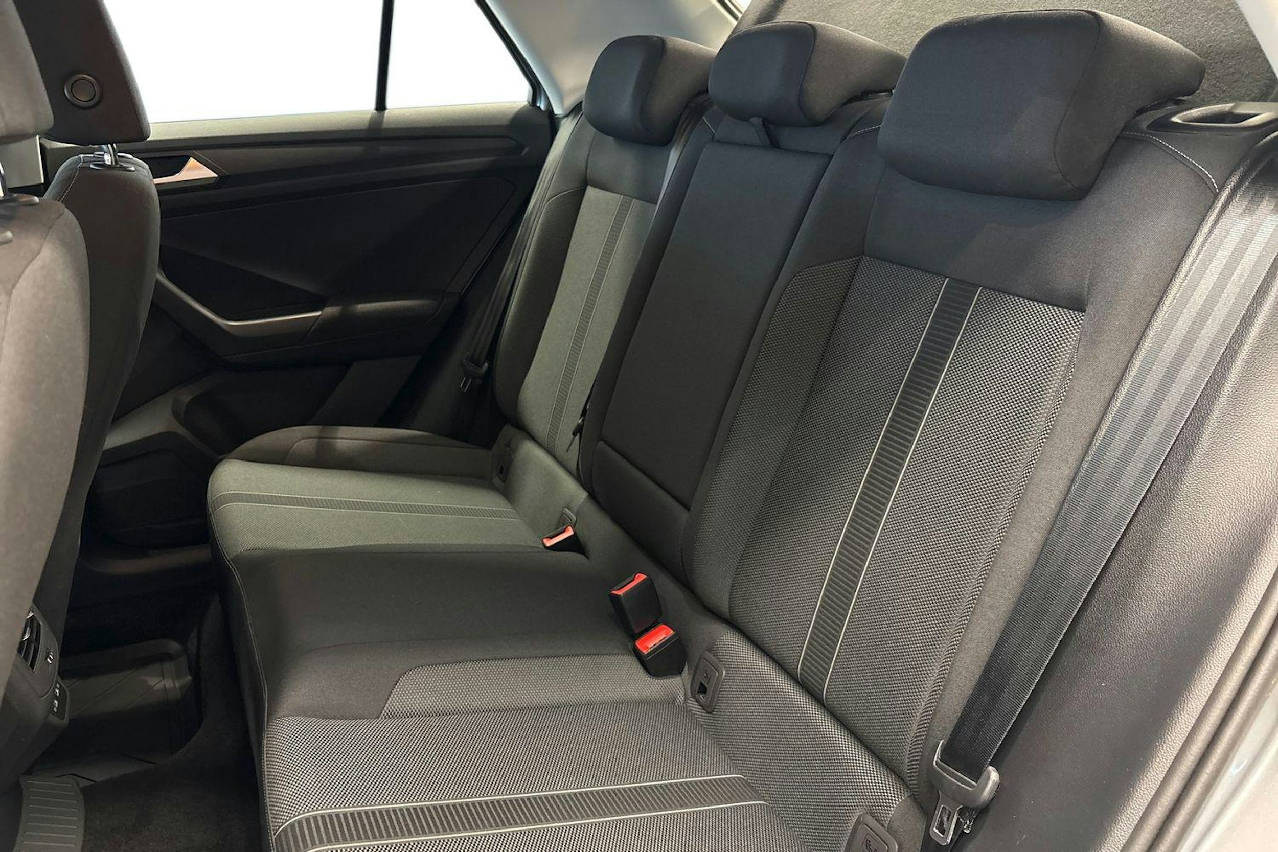 harmaa Volkswagen T-Roc 2022 kuva 10.