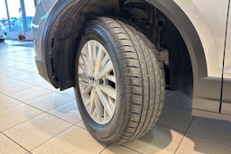 harmaa Volkswagen T-Roc 2022 kuva 11.