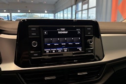 harmaa Volkswagen T-Roc 2022 kuva 24.