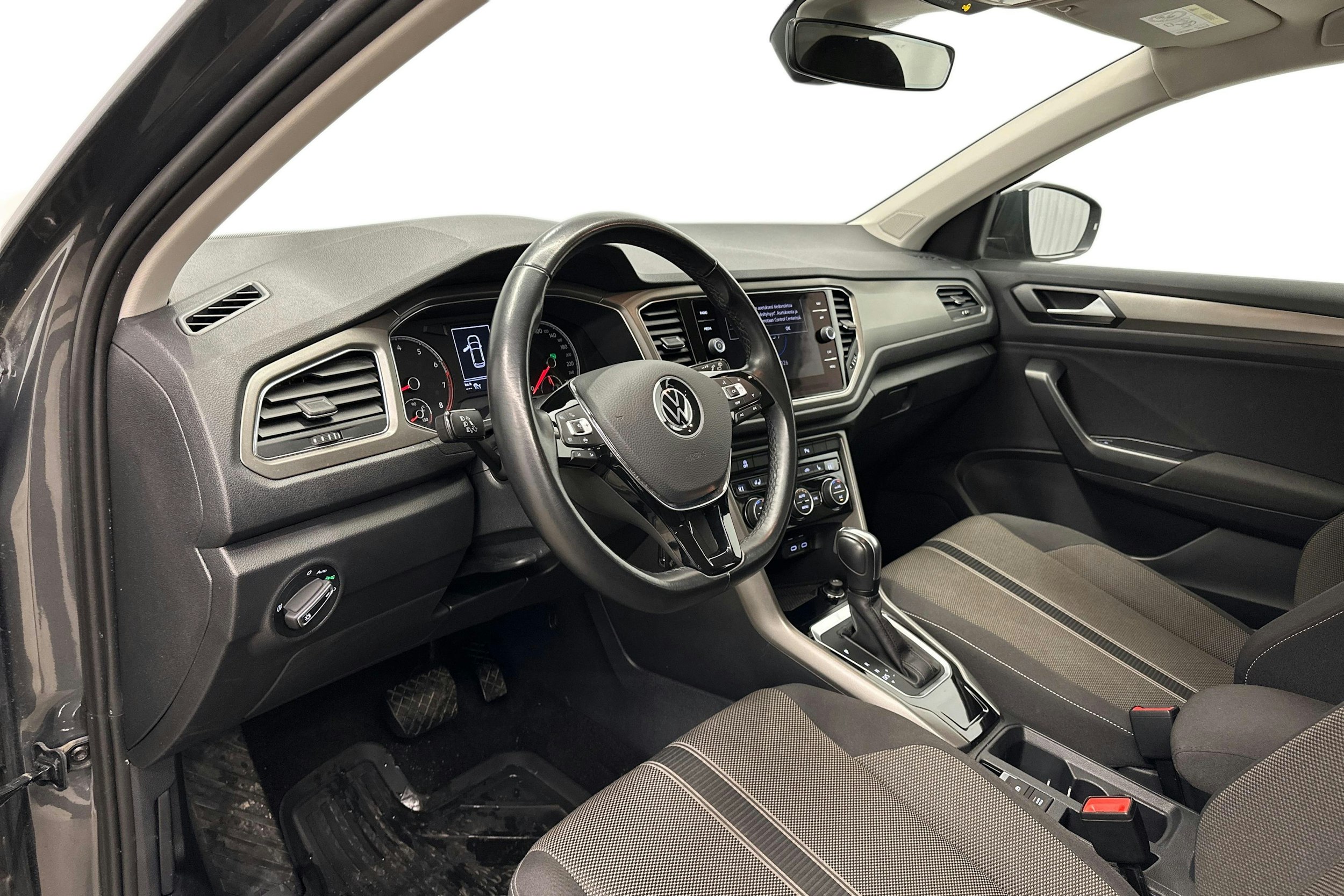 harmaa Volkswagen T-Roc 2022 kuva 7.