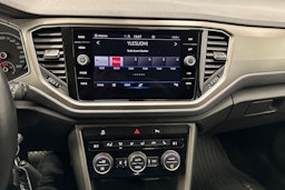 harmaa Volkswagen T-Roc 2022 kuva 19.