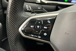 harmaa Volkswagen T-Roc 2022 kuva 15.