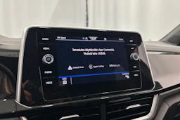 harmaa Volkswagen T-Roc 2022 kuva 17.