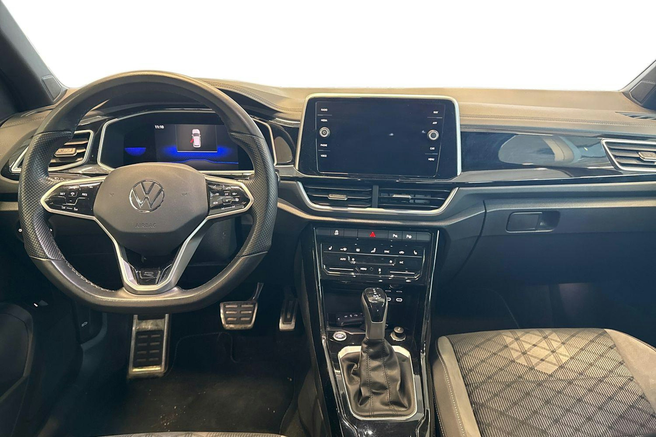 harmaa Volkswagen T-Roc 2022 kuva 9.