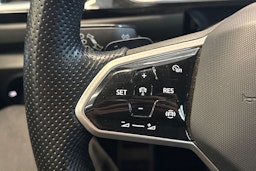 harmaa Volkswagen T-Roc 2022 kuva 17.