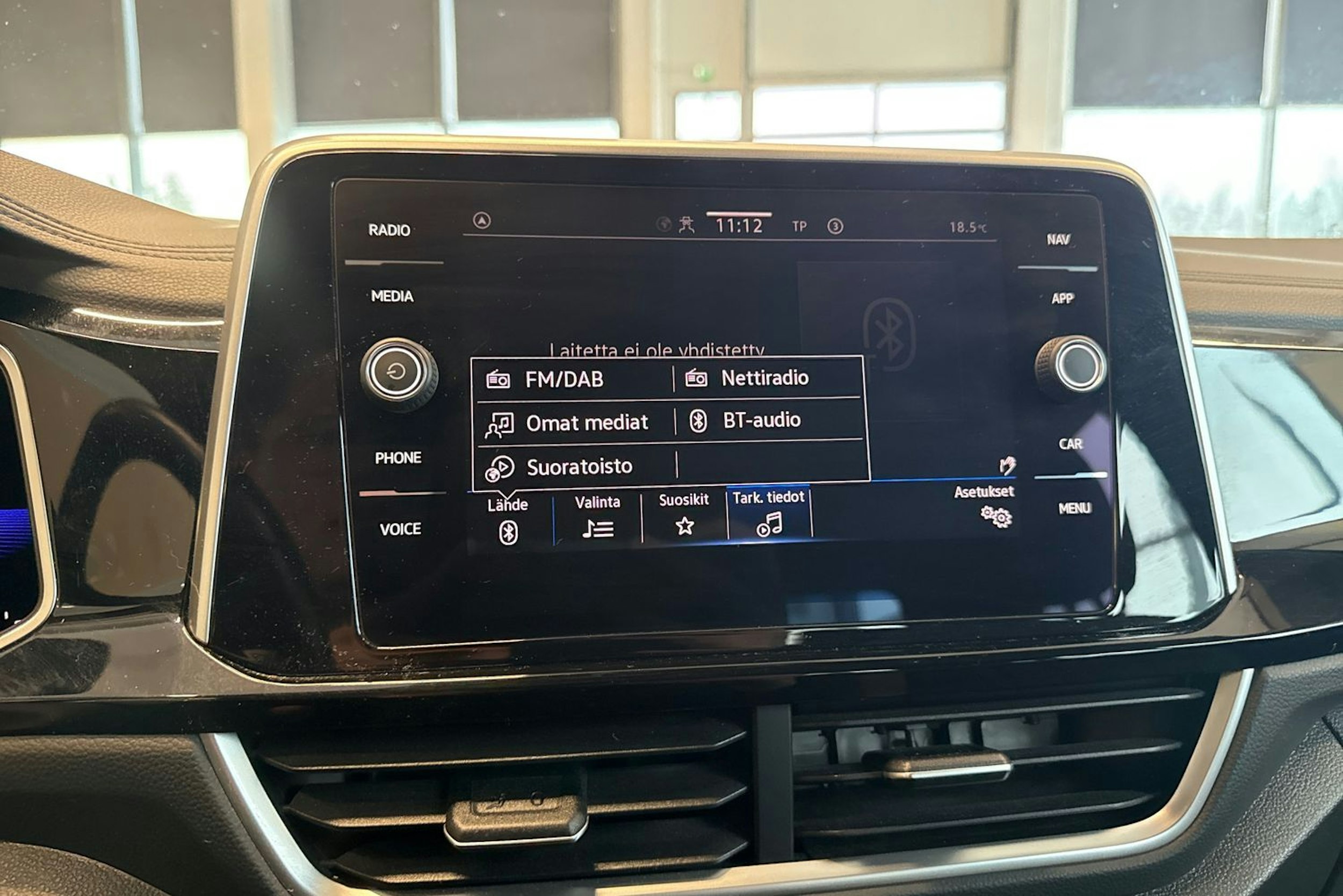 harmaa Volkswagen T-Roc 2022 kuva 21.