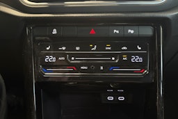 harmaa Volkswagen T-Roc 2022 kuva 25.