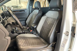 valkoinen Volkswagen T-Roc 2022 kuva 15.