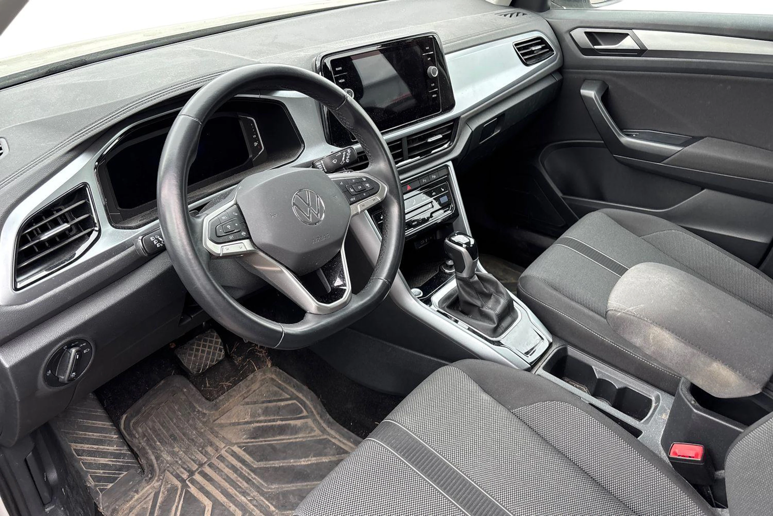 harmaa Volkswagen T-Roc 2022 kuva 3.