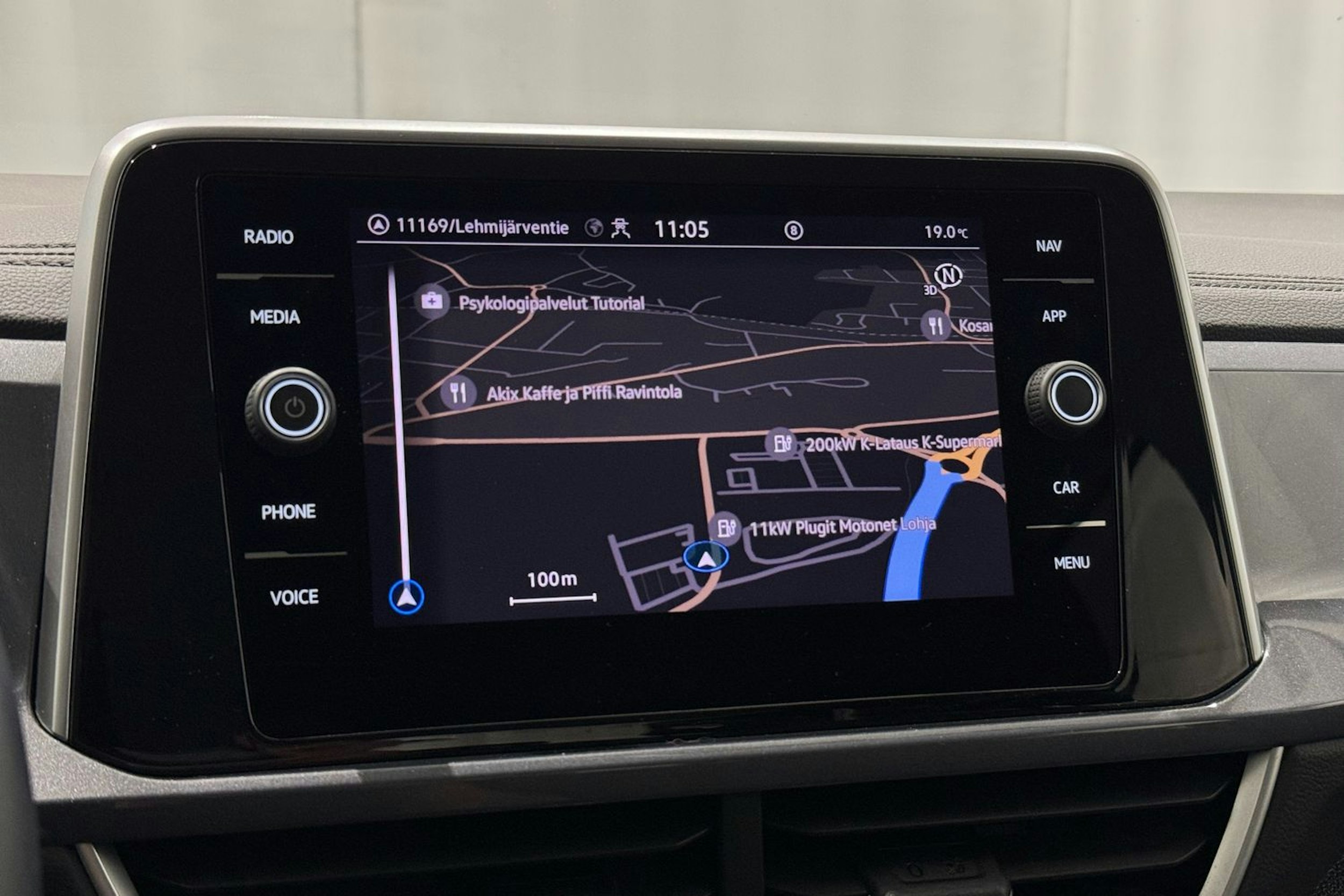 harmaa Volkswagen T-Roc 2022 kuva 20.