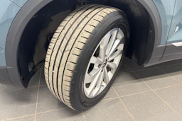 sininen Volkswagen T-Roc 2022 kuva 10.