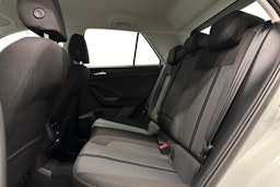 valkoinen Volkswagen T-Roc 2022 kuva 10.