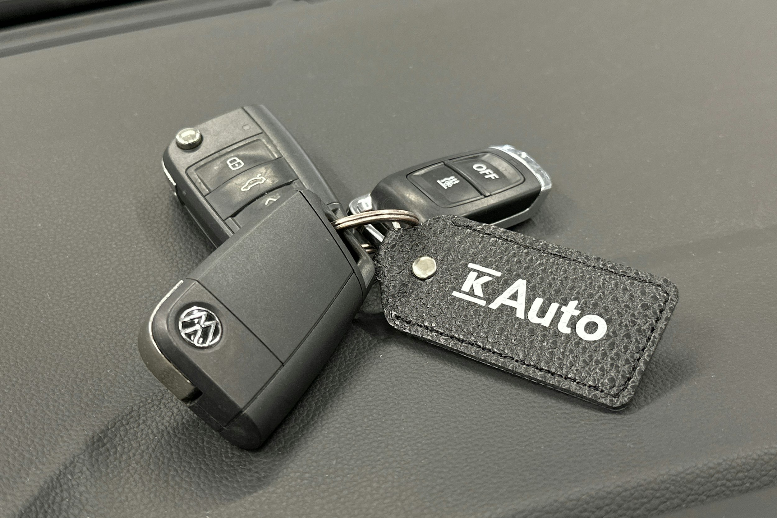 valkoinen Volkswagen T-Roc 2022 kuva 26.