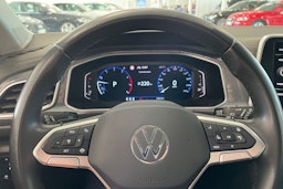 sininen Volkswagen T-Roc 2022 kuva 15.