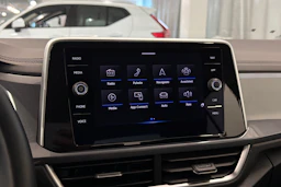 valkoinen Volkswagen T-Roc 2022 kuva 21.