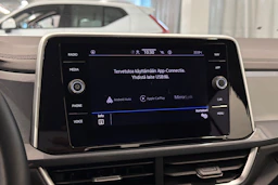 valkoinen Volkswagen T-Roc 2022 kuva 22.