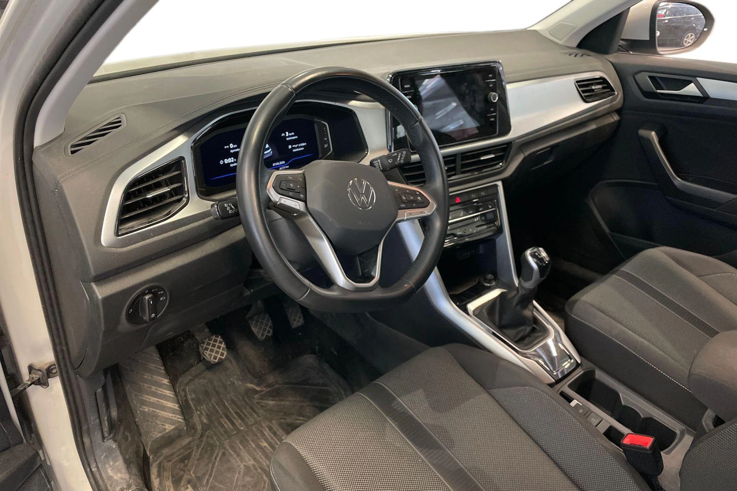 harmaa Volkswagen T-Roc 2022 kuva 3.