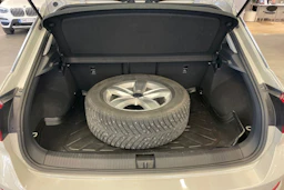 harmaa Volkswagen T-Roc 2022 kuva 16.