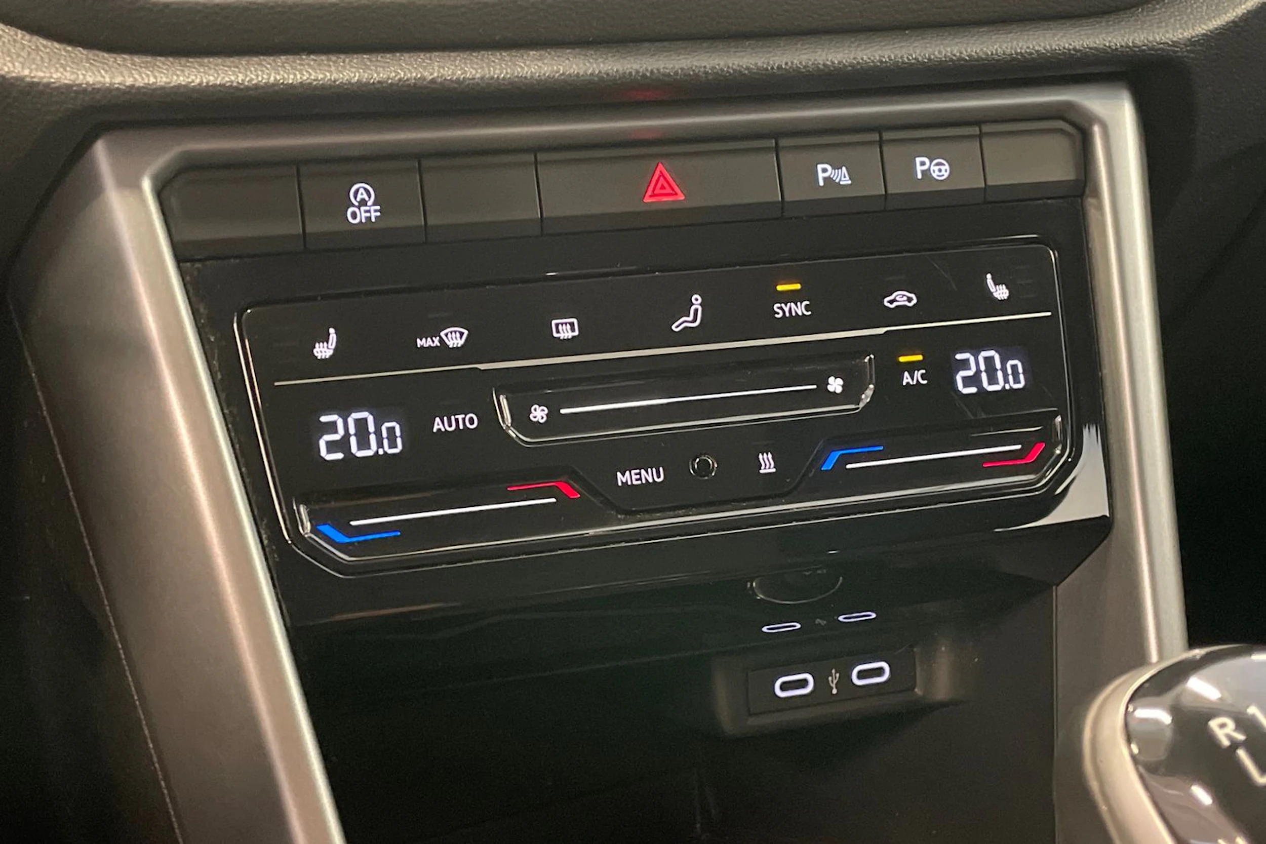 harmaa Volkswagen T-Roc 2022 kuva 21.