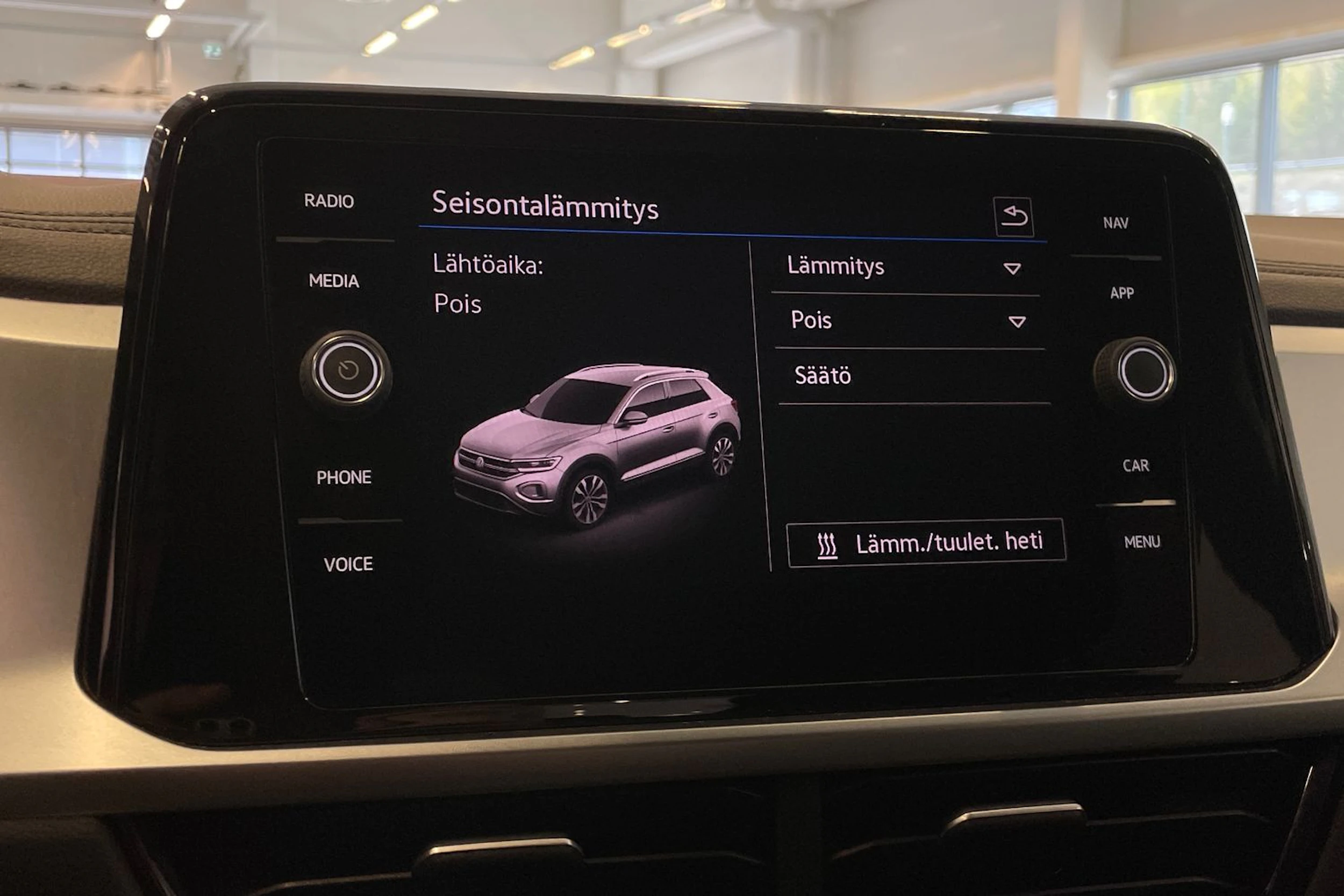 harmaa Volkswagen T-Roc 2022 kuva 26.