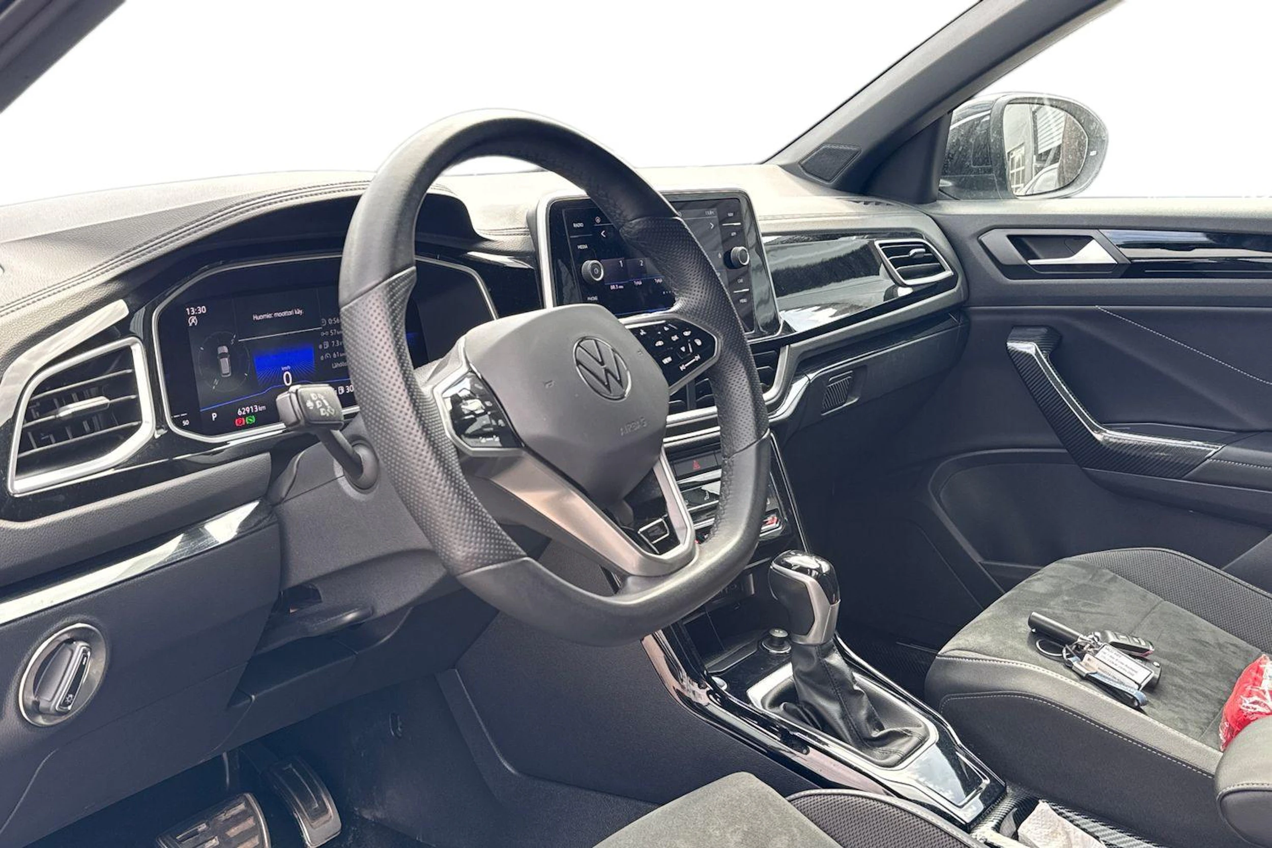 valkoinen Volkswagen T-Roc 2022 kuva 3.