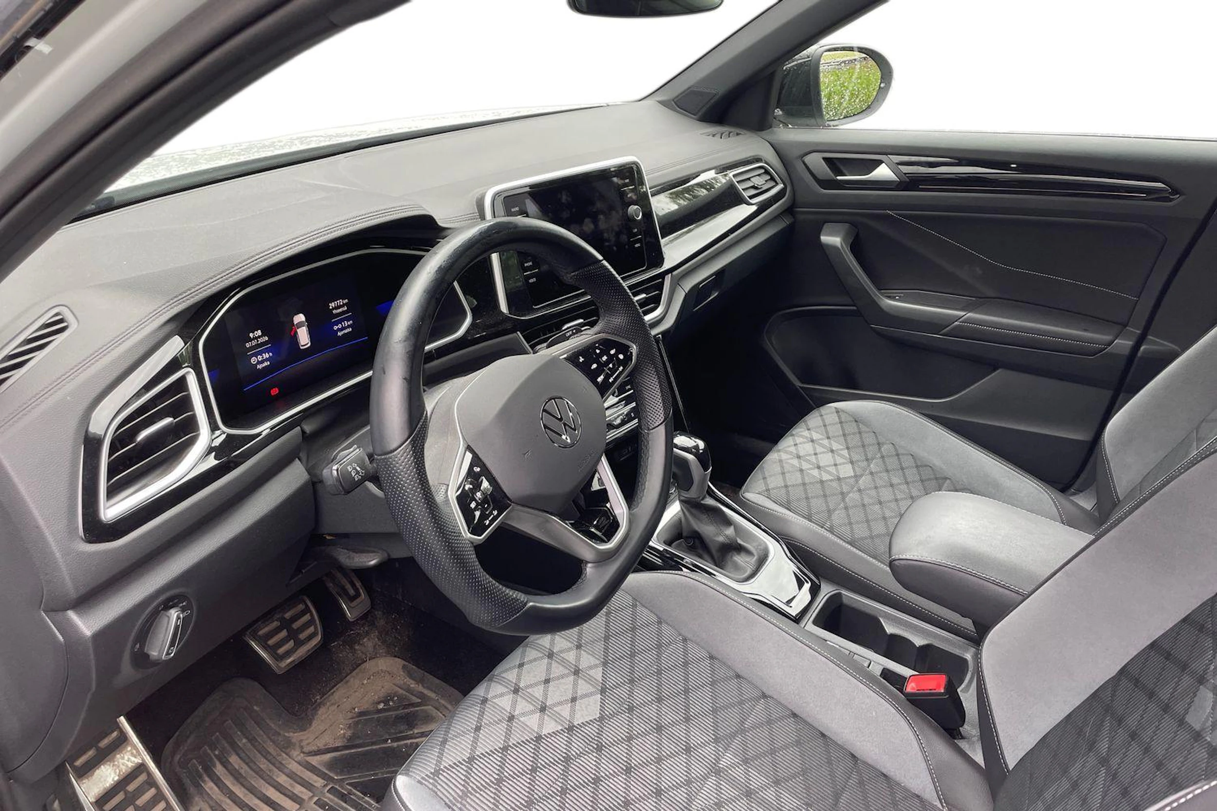 valkoinen Volkswagen T-Roc 2023 kuva 3.