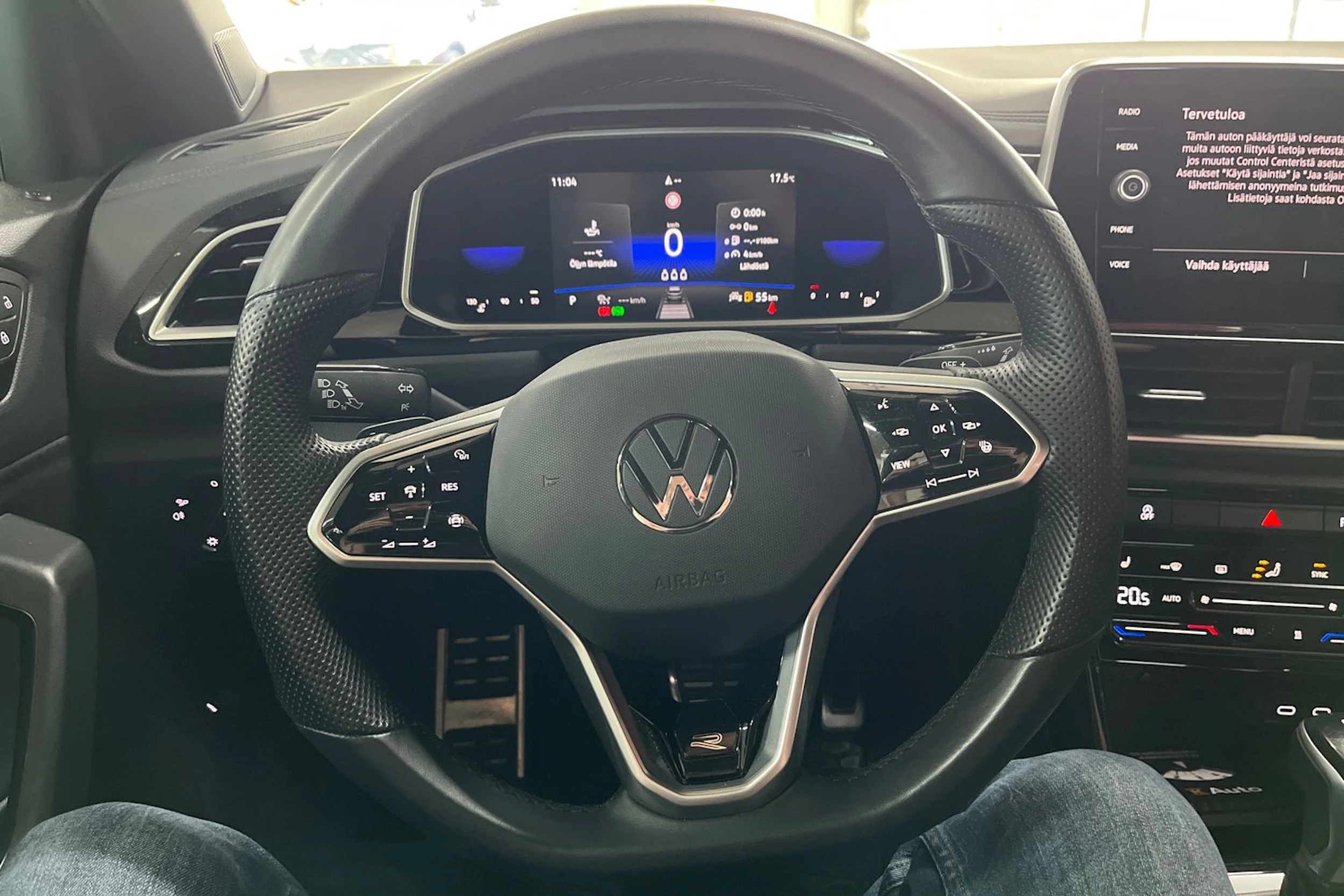 Harmaa Volkswagen T-Roc 2022 kuva 7.