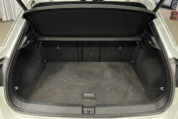 valkoinen Volkswagen T-Roc 2022 kuva 14.