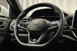 valkoinen Volkswagen T-Roc 2022 kuva 17.