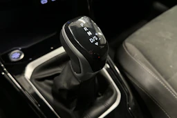 valkoinen Volkswagen T-Roc 2022 kuva 27.